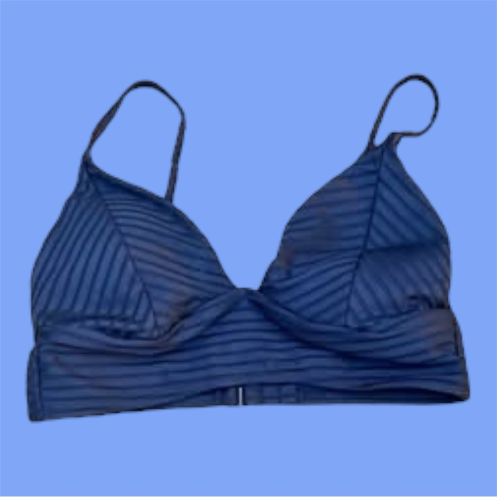 Juniors Size 3-5 No Boundaries Black Bikini Top NWOT